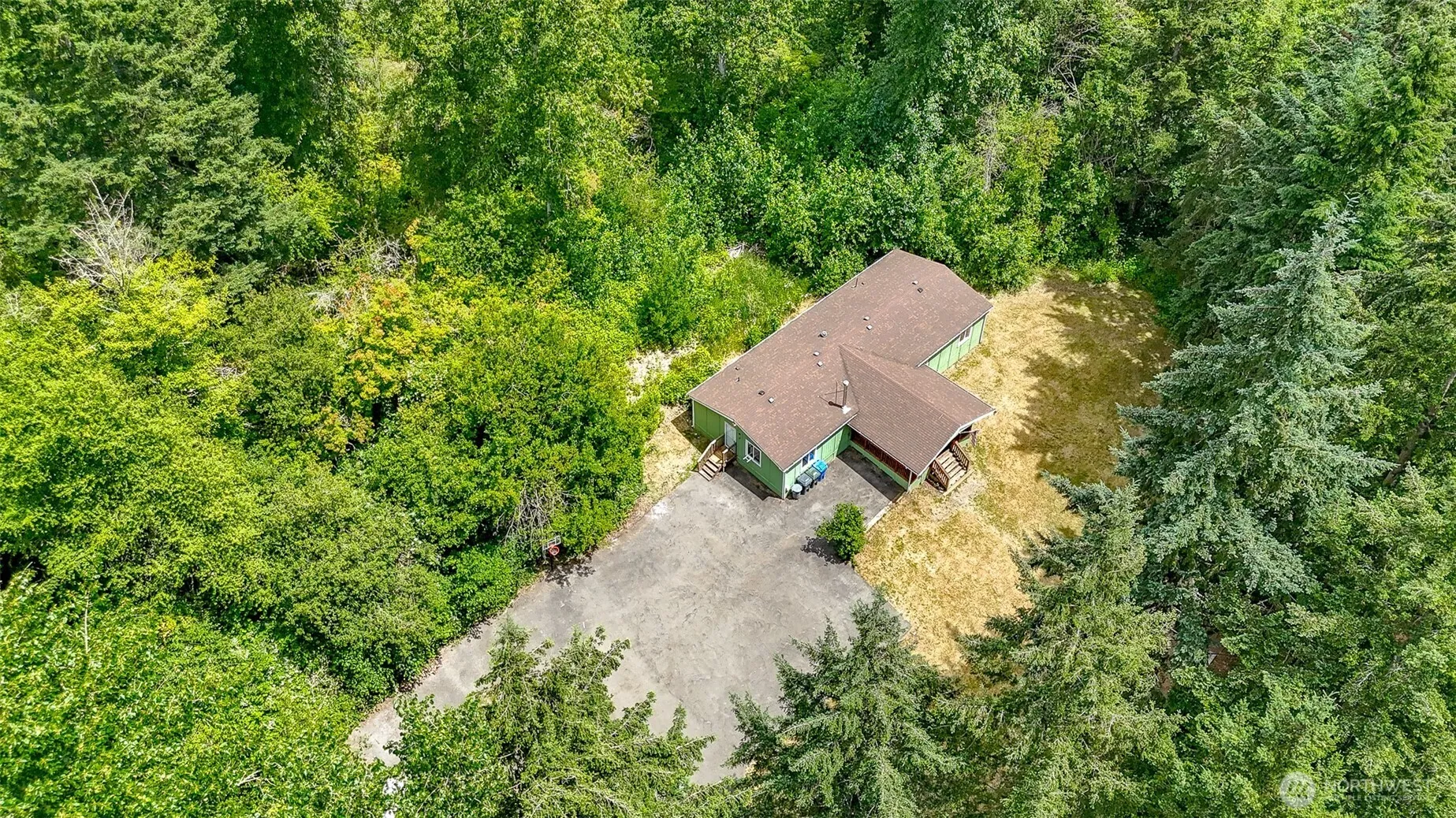 Property photo for 17807 43rd Avenue E, Tacoma photo 2