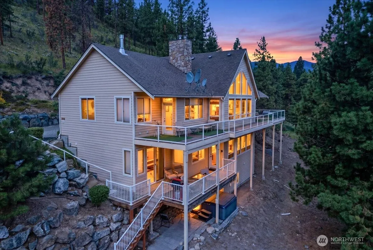 Property photo for 7371 Ridgeview Drive, Chelan
