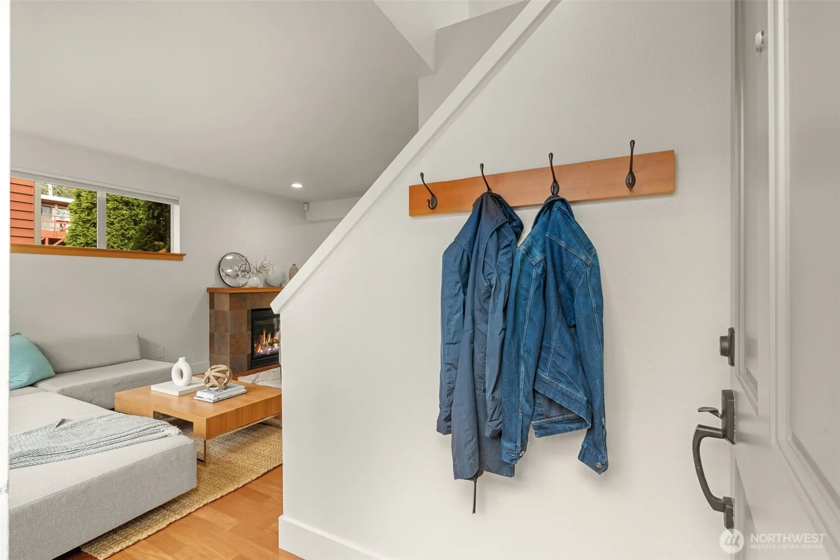 Property photo for 2815 24th Avenue S, Seattle photo 3