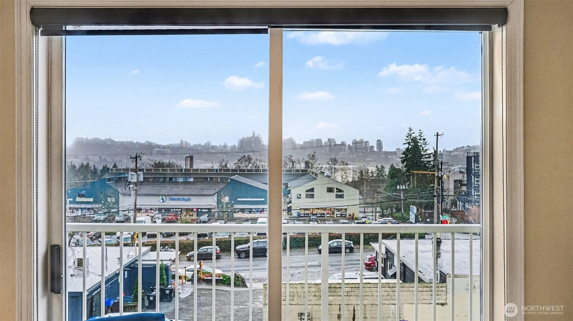 Property photo for 3420 Burke N #c-308, Seattle photo 4