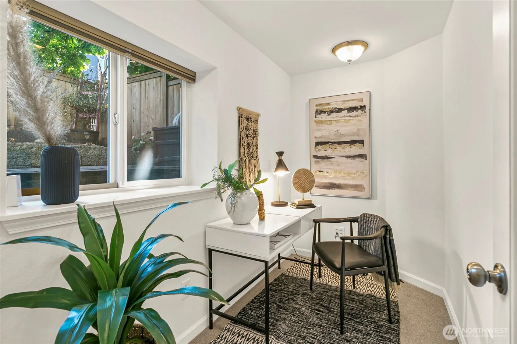 Property photo for 158 15th #b, Seattle photo 5