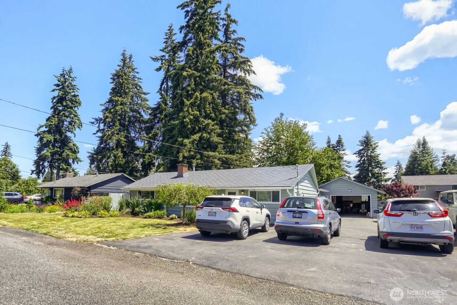 Property photo for 21801 51st Avenue W, Mountlake Terrace photo 3