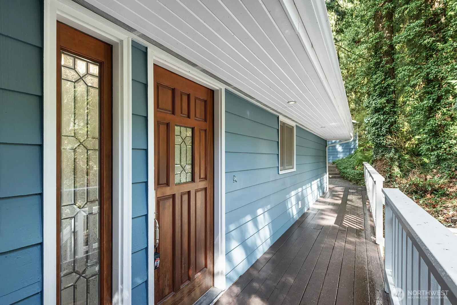Property photo for 3820 E Ames Lake Drive Ne, Redmond photo 4
