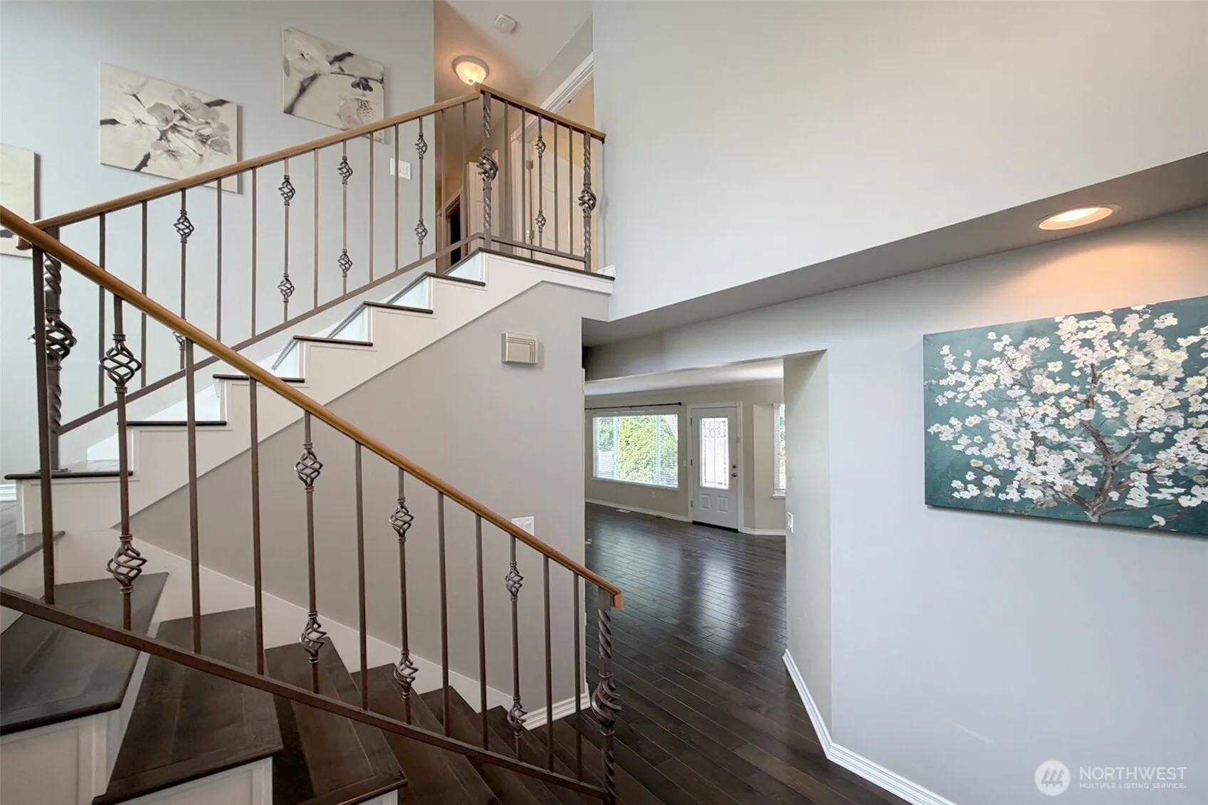 Property photo for 13022 Ne 101st Place, Kirkland photo 4