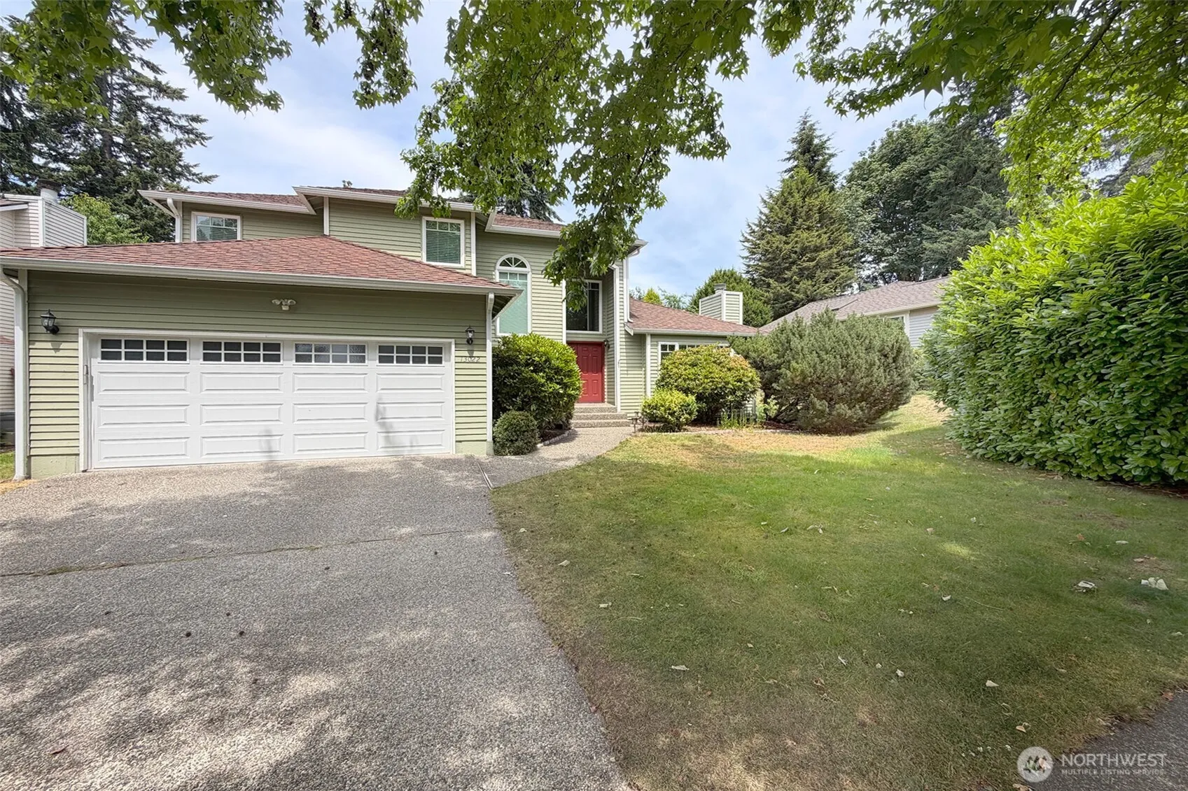Property photo for 13022 Ne 101st Place, Kirkland photo 2