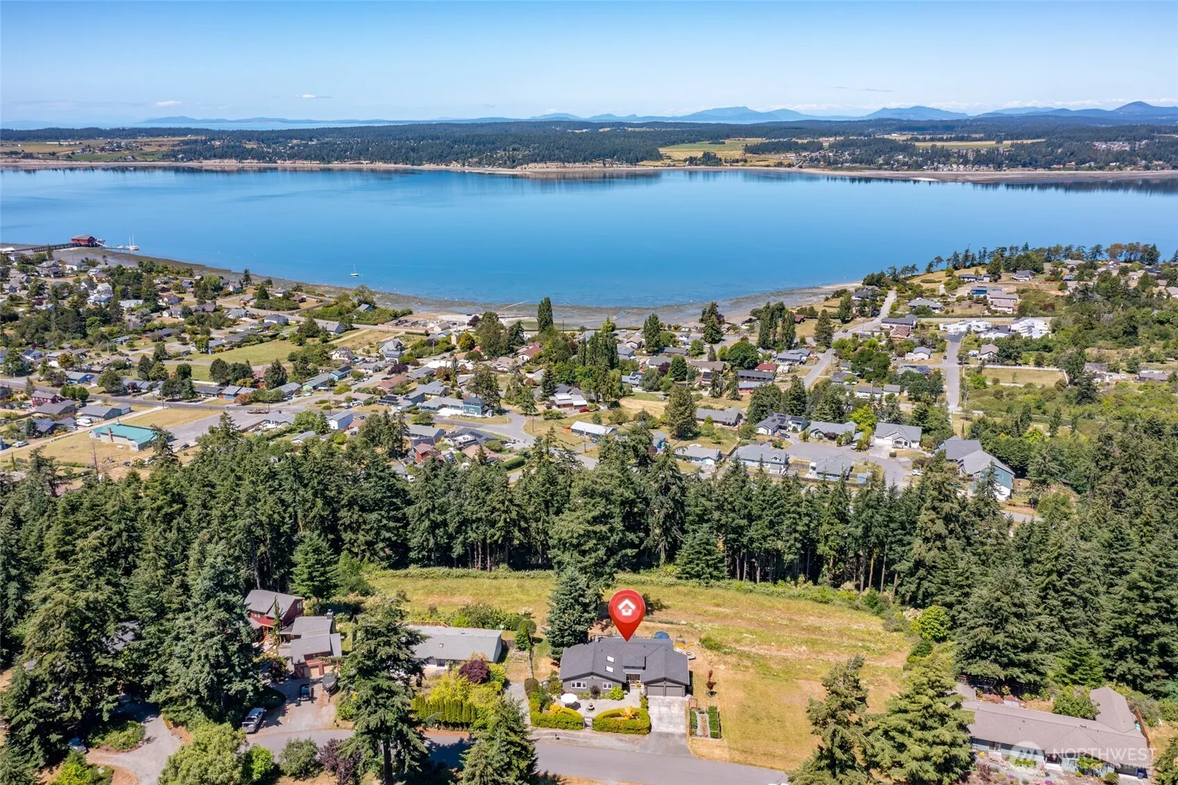 Property photo for 1045 Ne Summit Loop, Coupeville photo 2