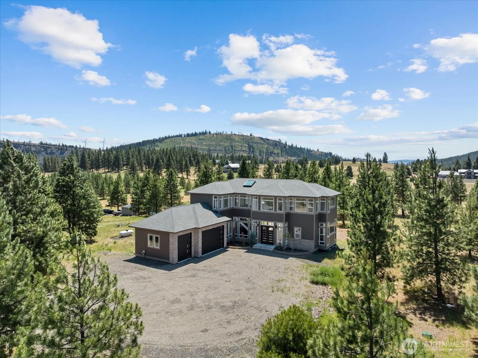 Property photo for 1260 Leo Lane, Cle Elum