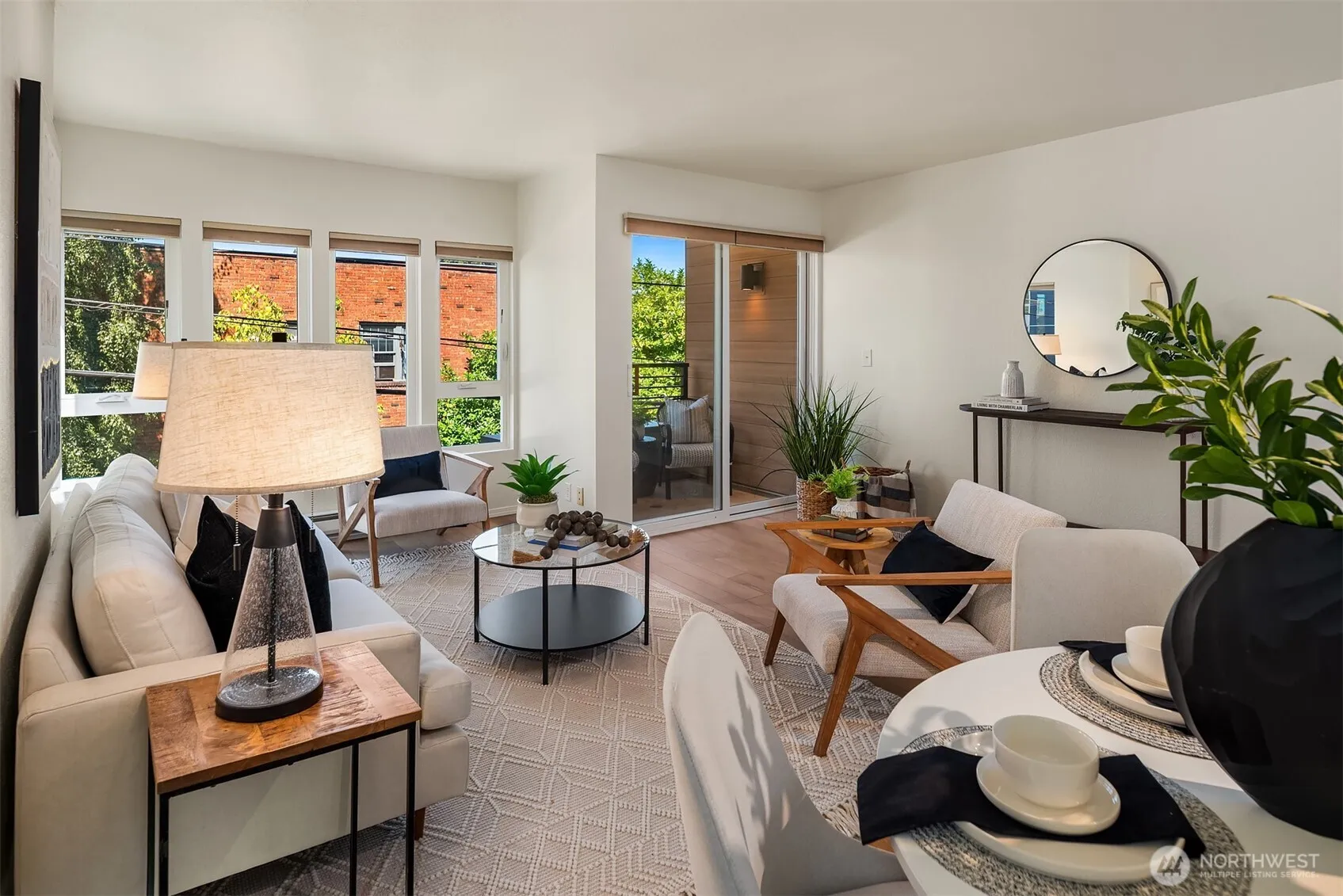 Property photo for 435 Summit Avenue E #203, Seattle photo 4