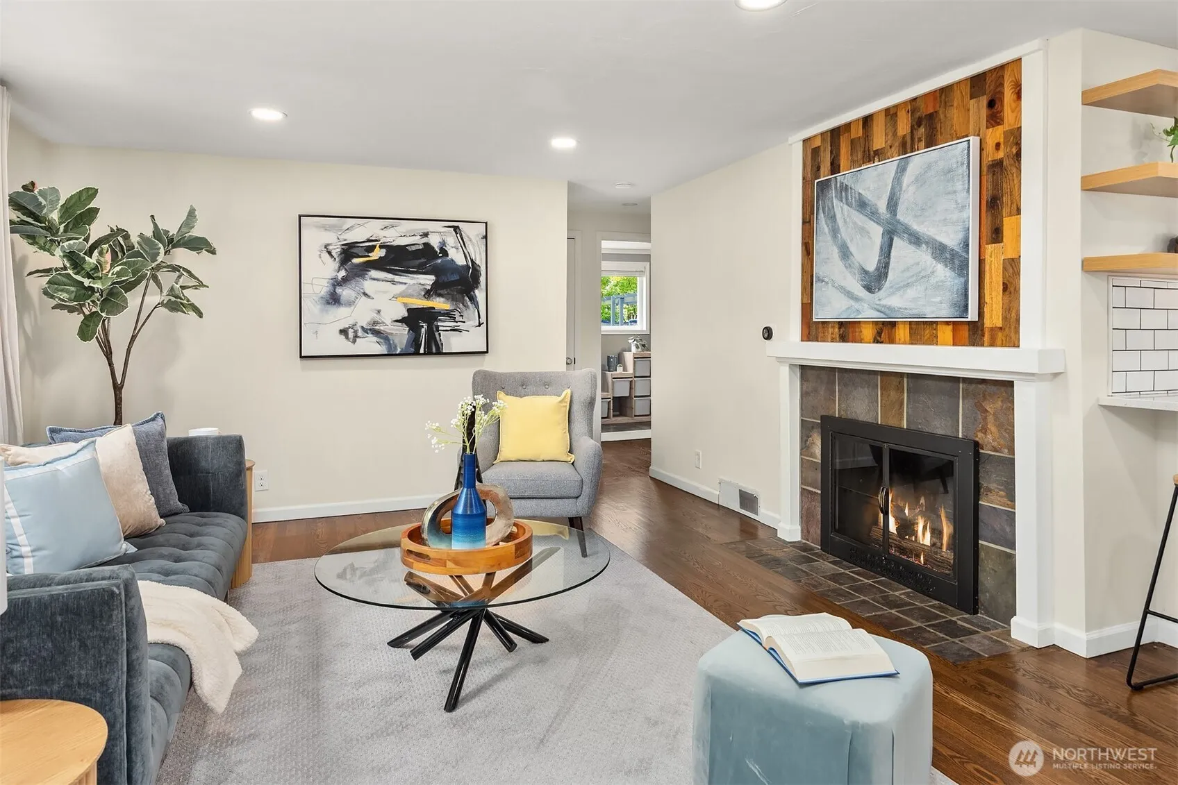 Property photo for 303 Nw 117th Street, Seattle photo 5