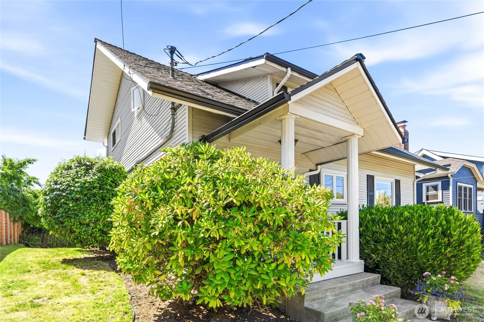 Property photo for 3015 Walnut Avenue Sw, Seattle photo 3