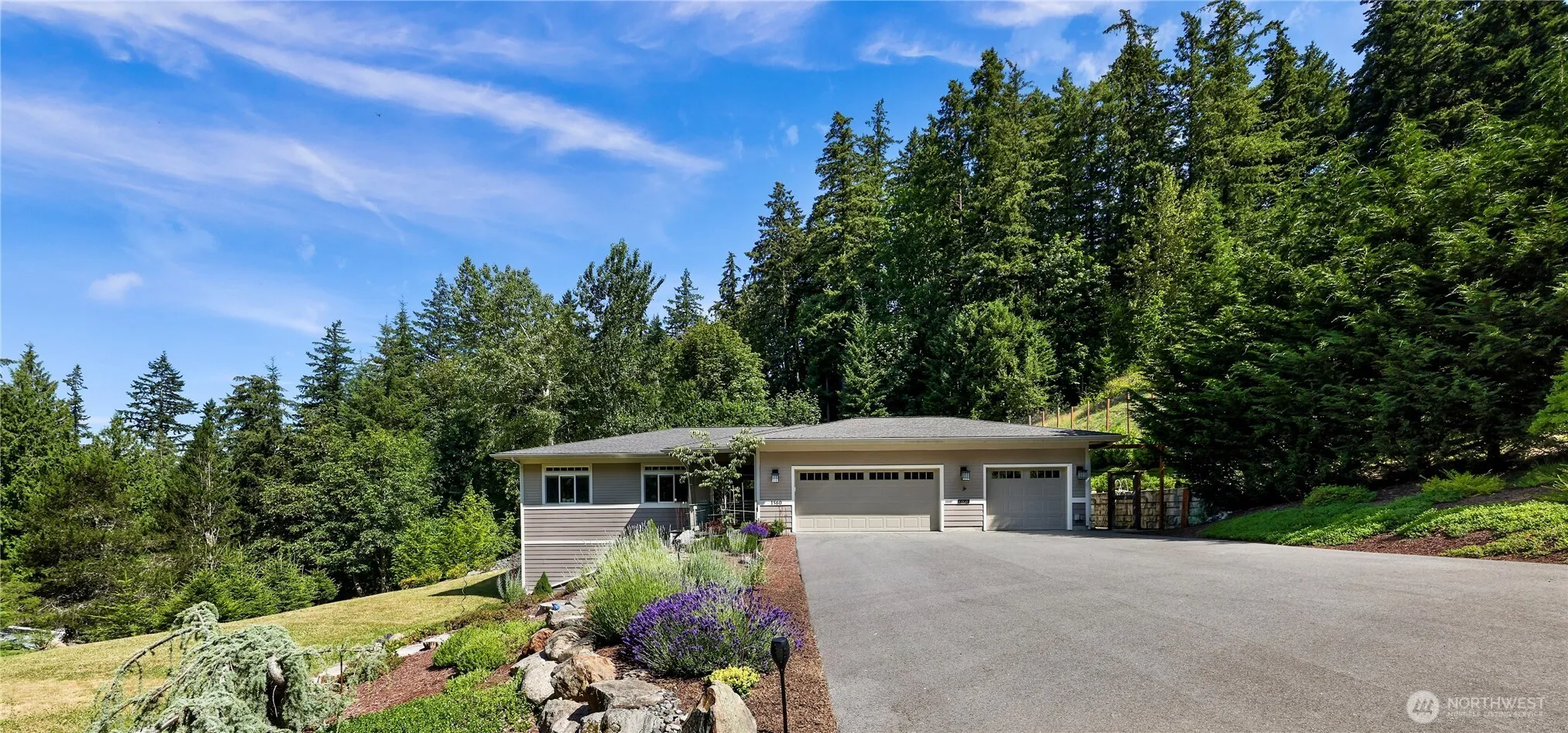 Property photo for 1560 Rocky Road, Bellingham photo 2