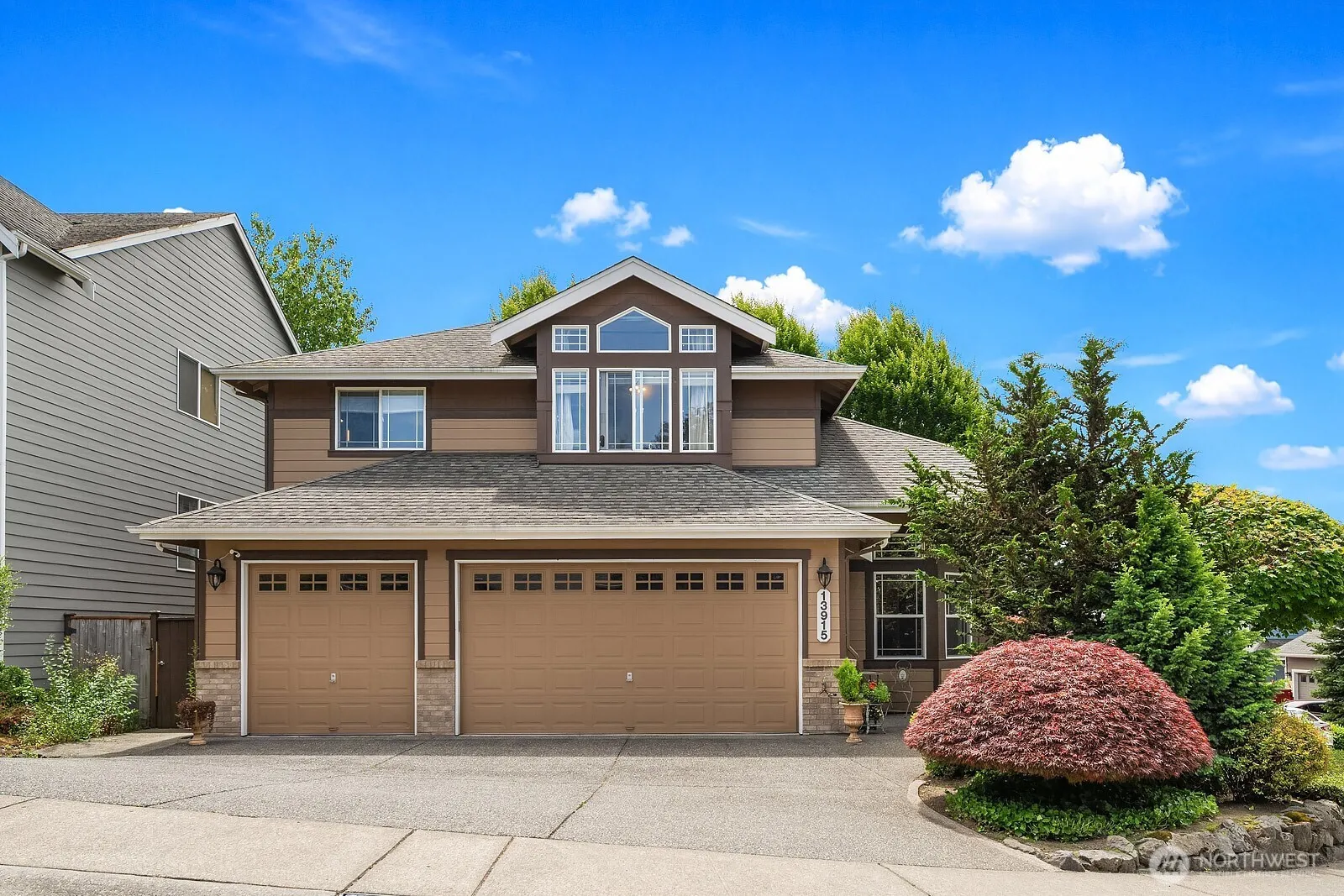 Property photo for 13915 Se 238th Place, Kent