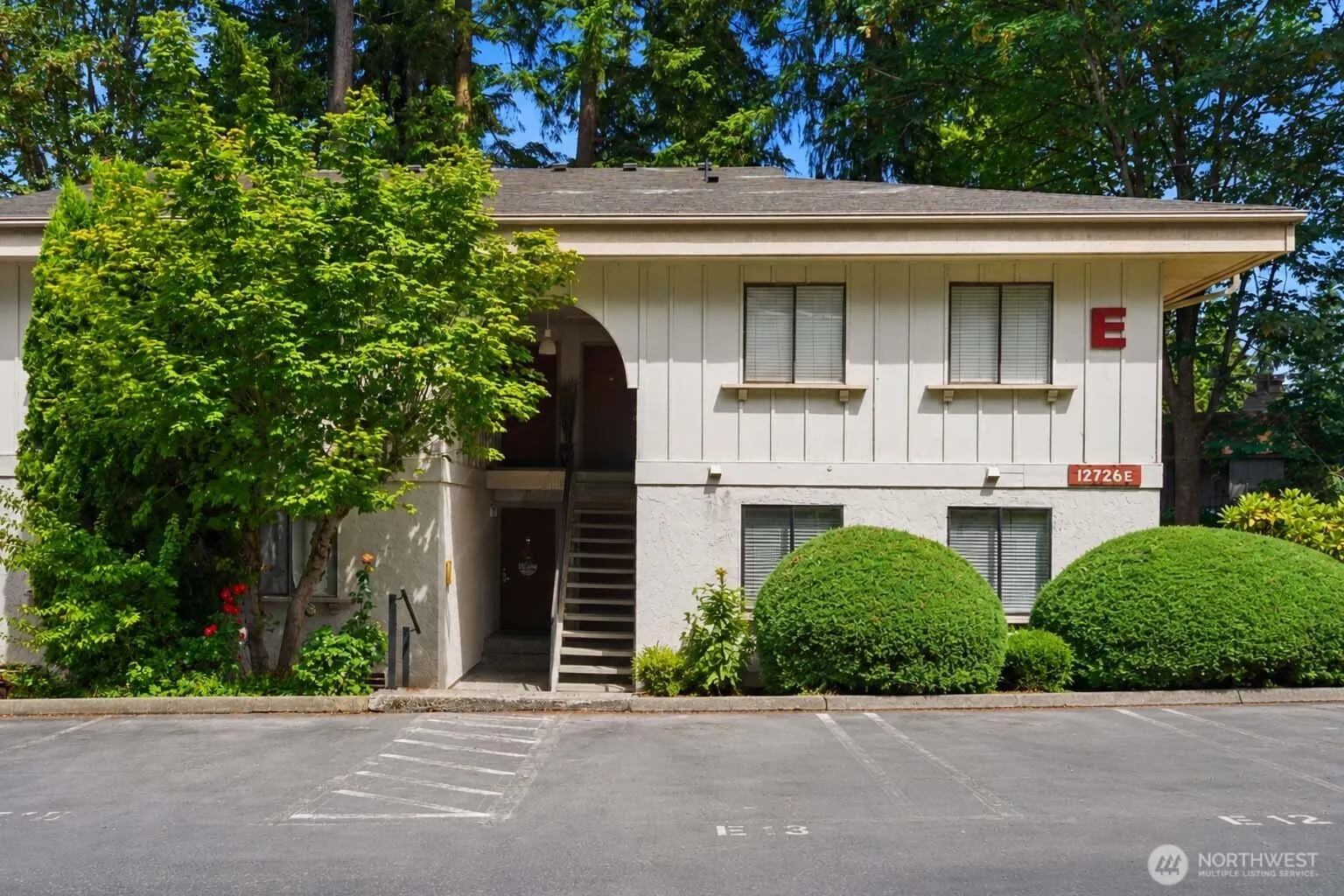 Property photo for 12726 Ne 116th St #e9, Kirkland photo 2