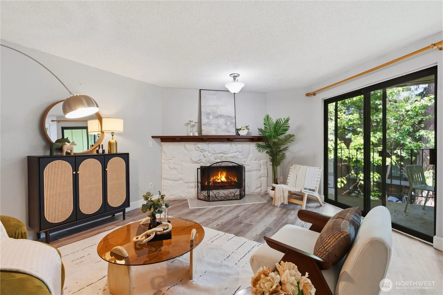 Property photo for 12726 Ne 116th St #e9, Kirkland photo 3