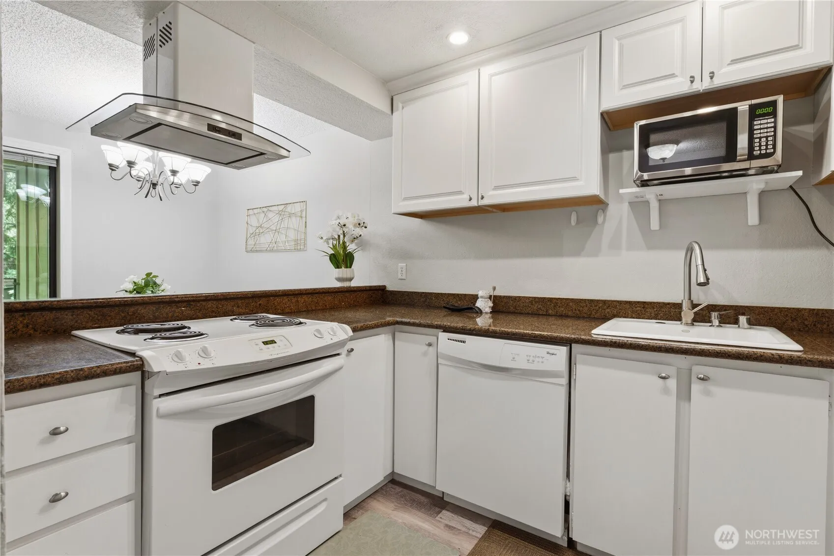 Property photo for 12726 Ne 116th St #e9, Kirkland photo 5