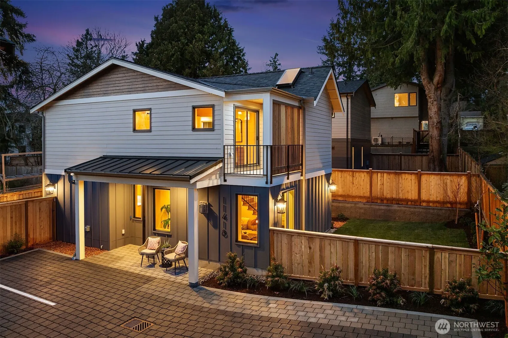 Property photo for 11418 Ne 90th Street, Kirkland