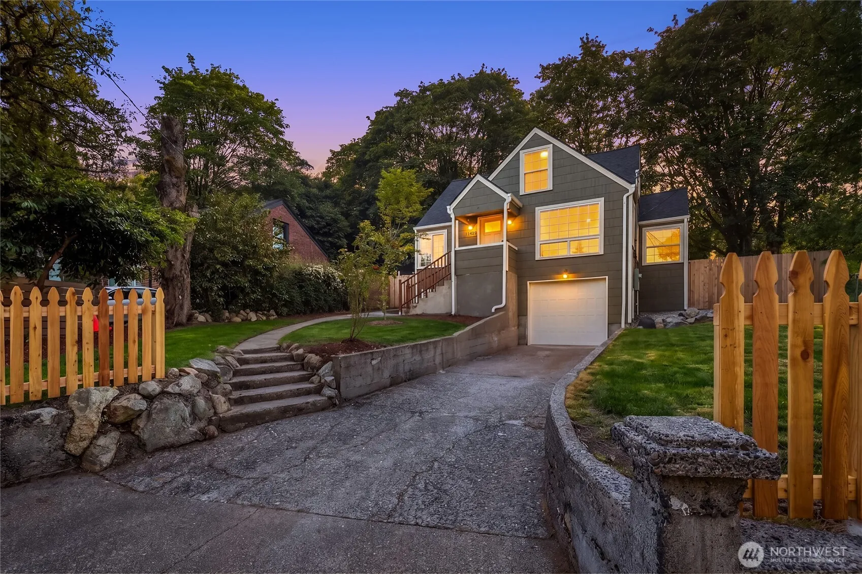 Property photo for 11429 Glendale Way S, Seattle