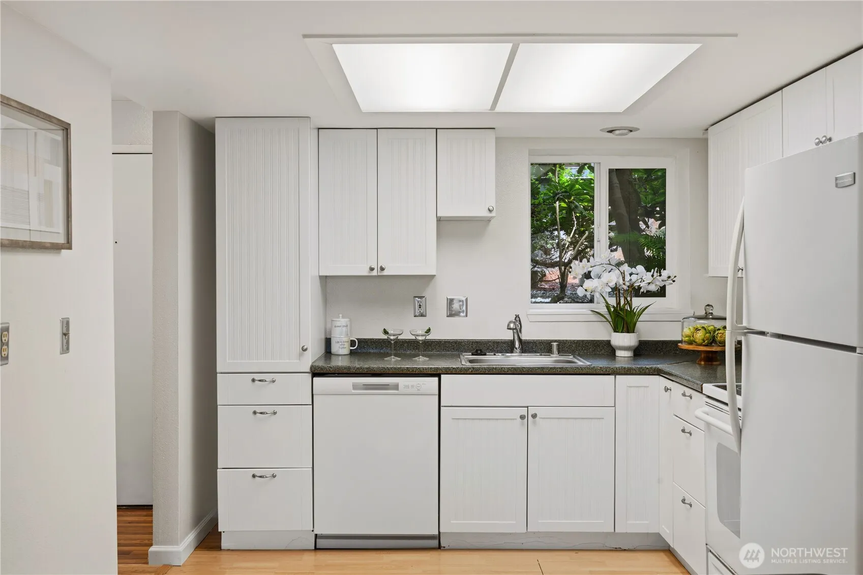 Property photo for 9398 Redmond-woodinville Rd Ne #e131, Redmond photo 5