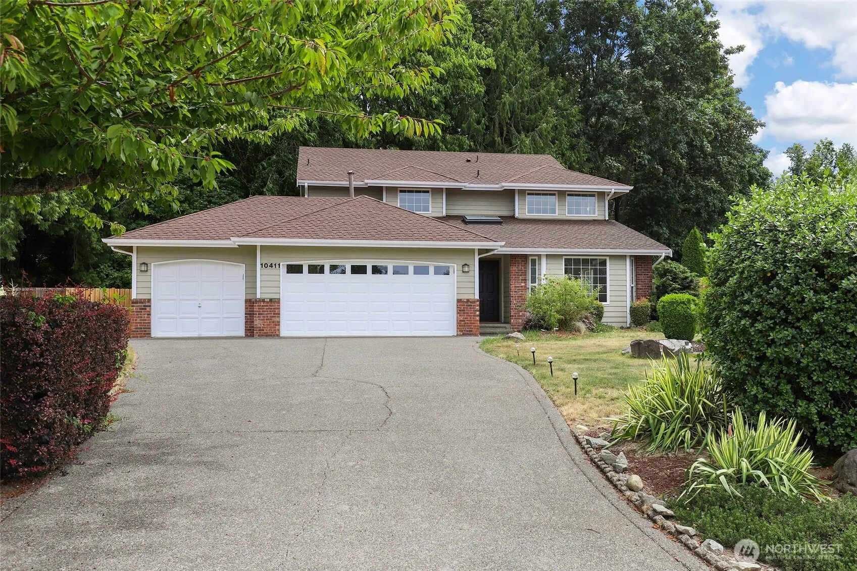 Property photo for 10411 Se 187th Court, Renton photo 2