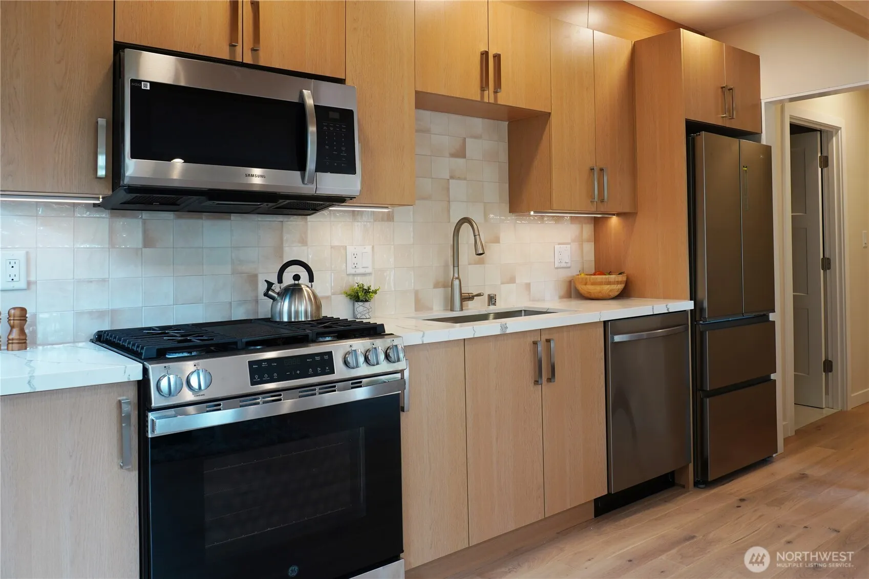 Property photo for 8045 19th Avenue Ne, Seattle photo 3