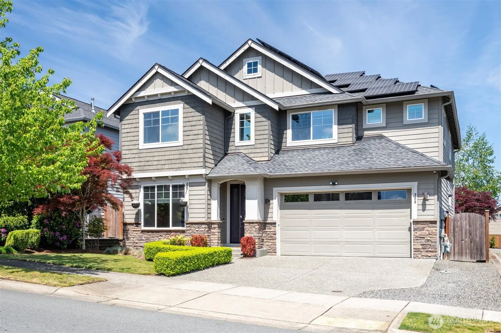 Property photo for 709 153rd Place Sw, Lynnwood photo 2