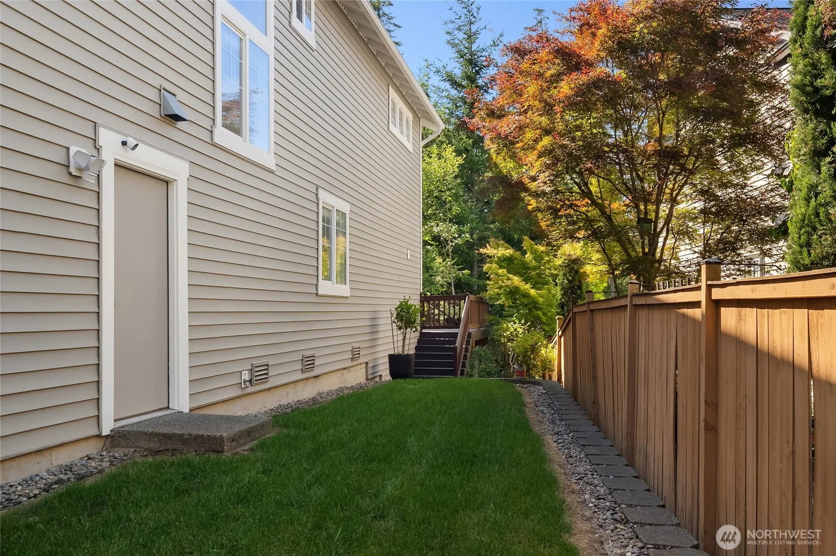 Property photo for 7209 Silent Creek Avenue Se, Snoqualmie photo 4