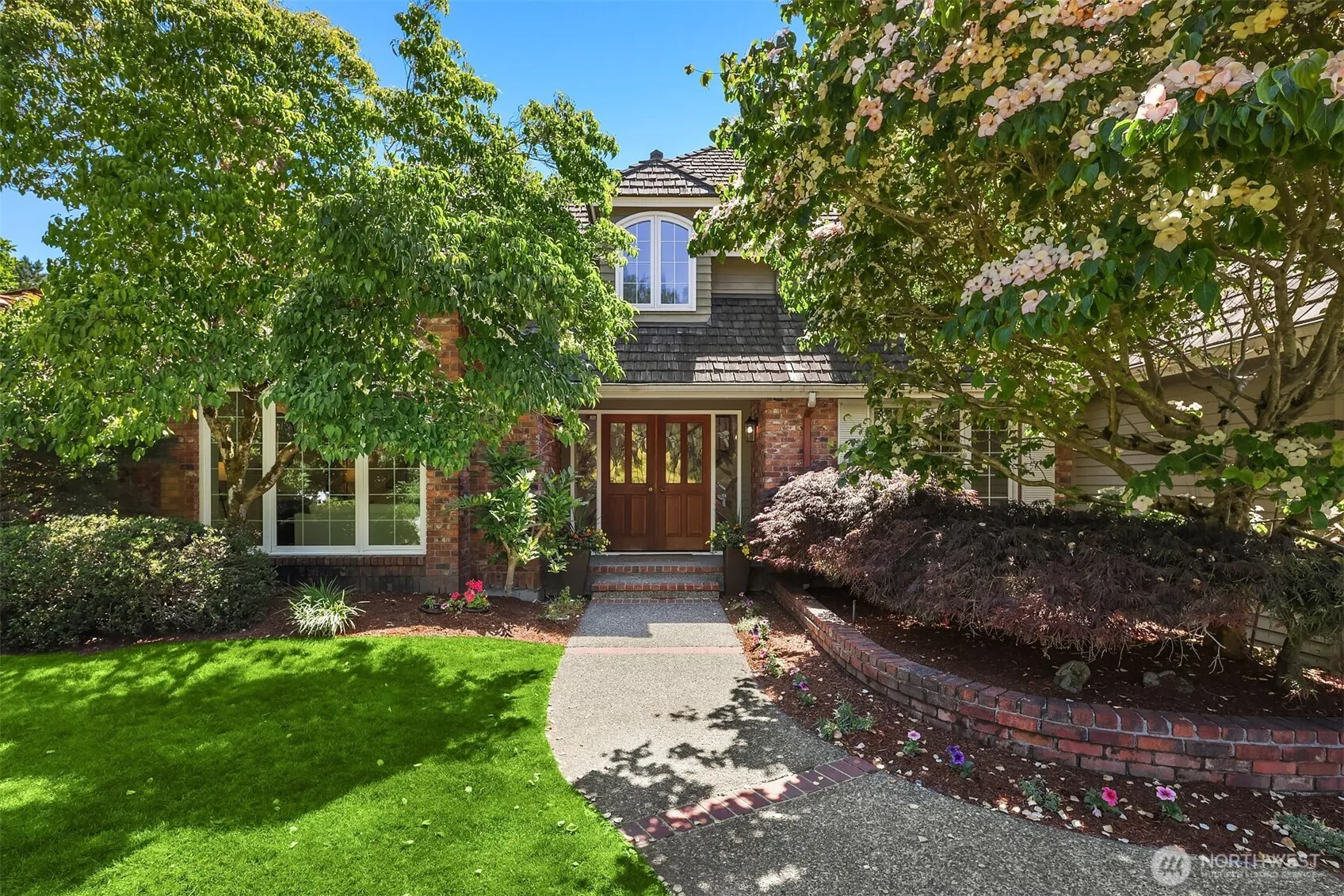 Property photo for 7670 80th Place Se, Mercer Island photo 2