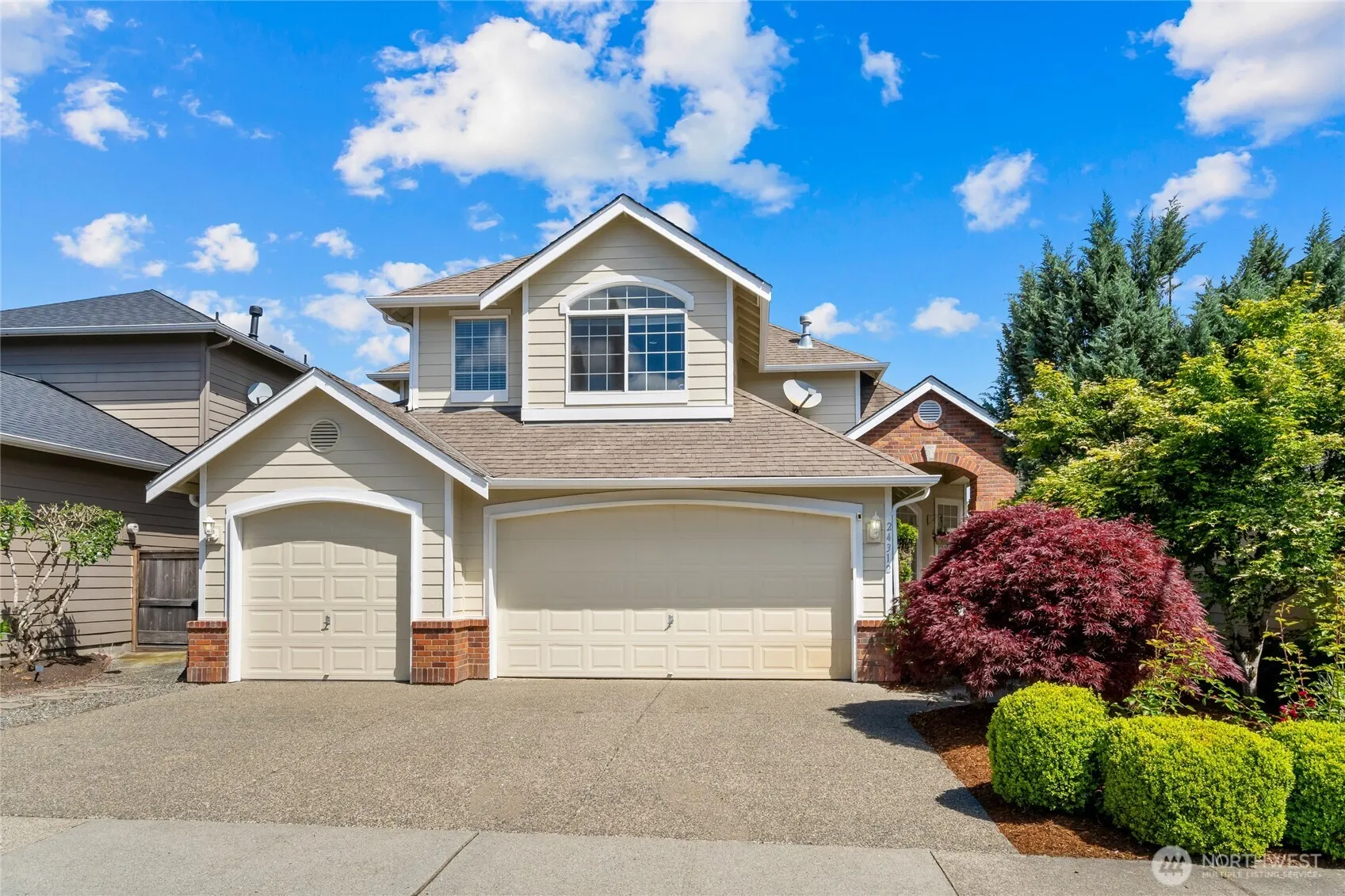 Property photo for 24312 E Main Drive, Sammamish photo 2
