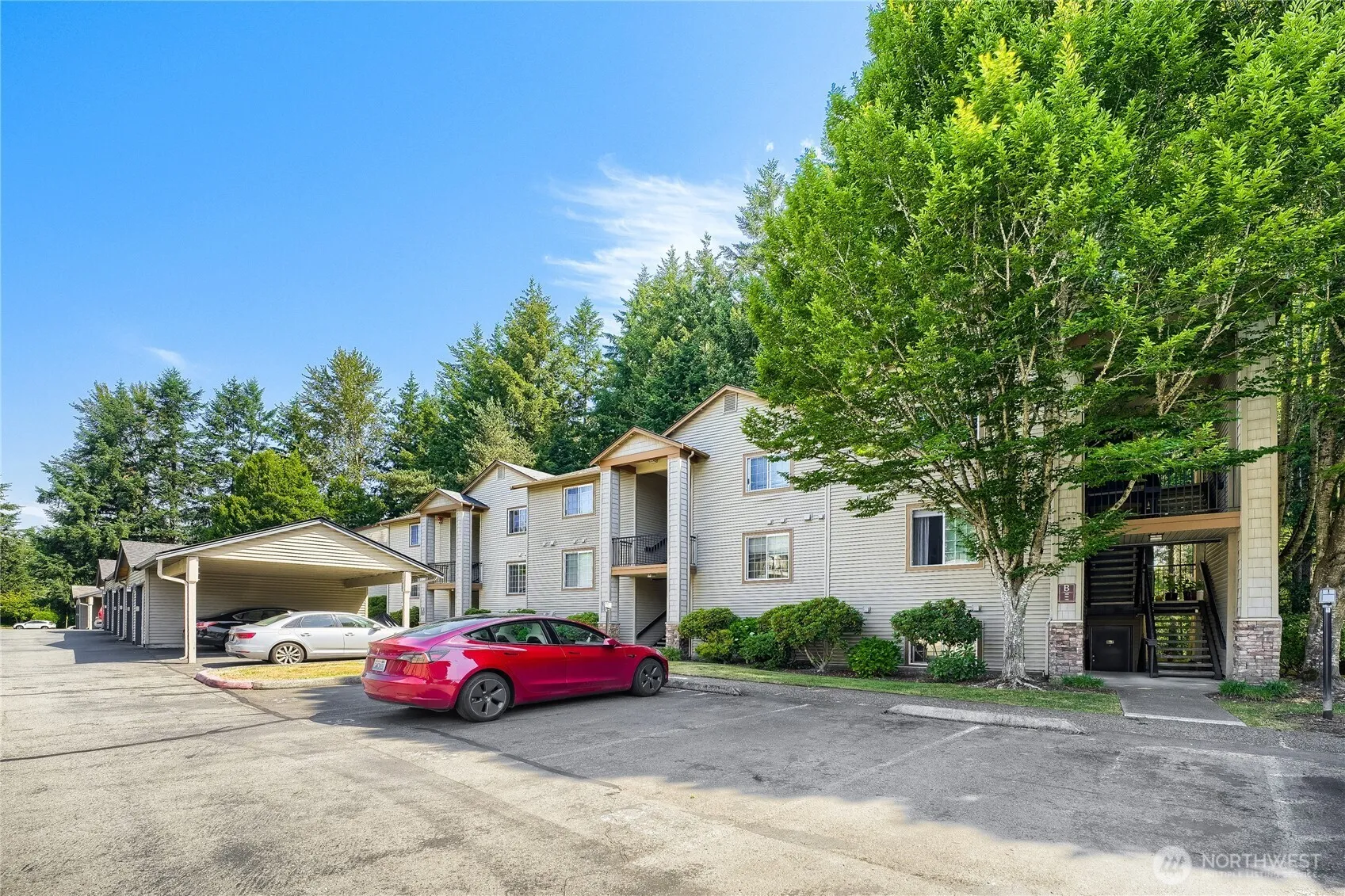 Property photo for 25025 Se Klahanie Boulevard #b202, Sammamish