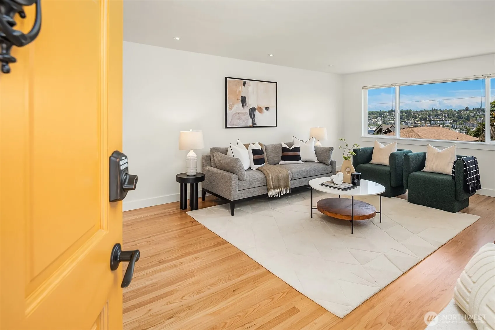 Property photo for 2600 W Howe Street, Seattle photo 5