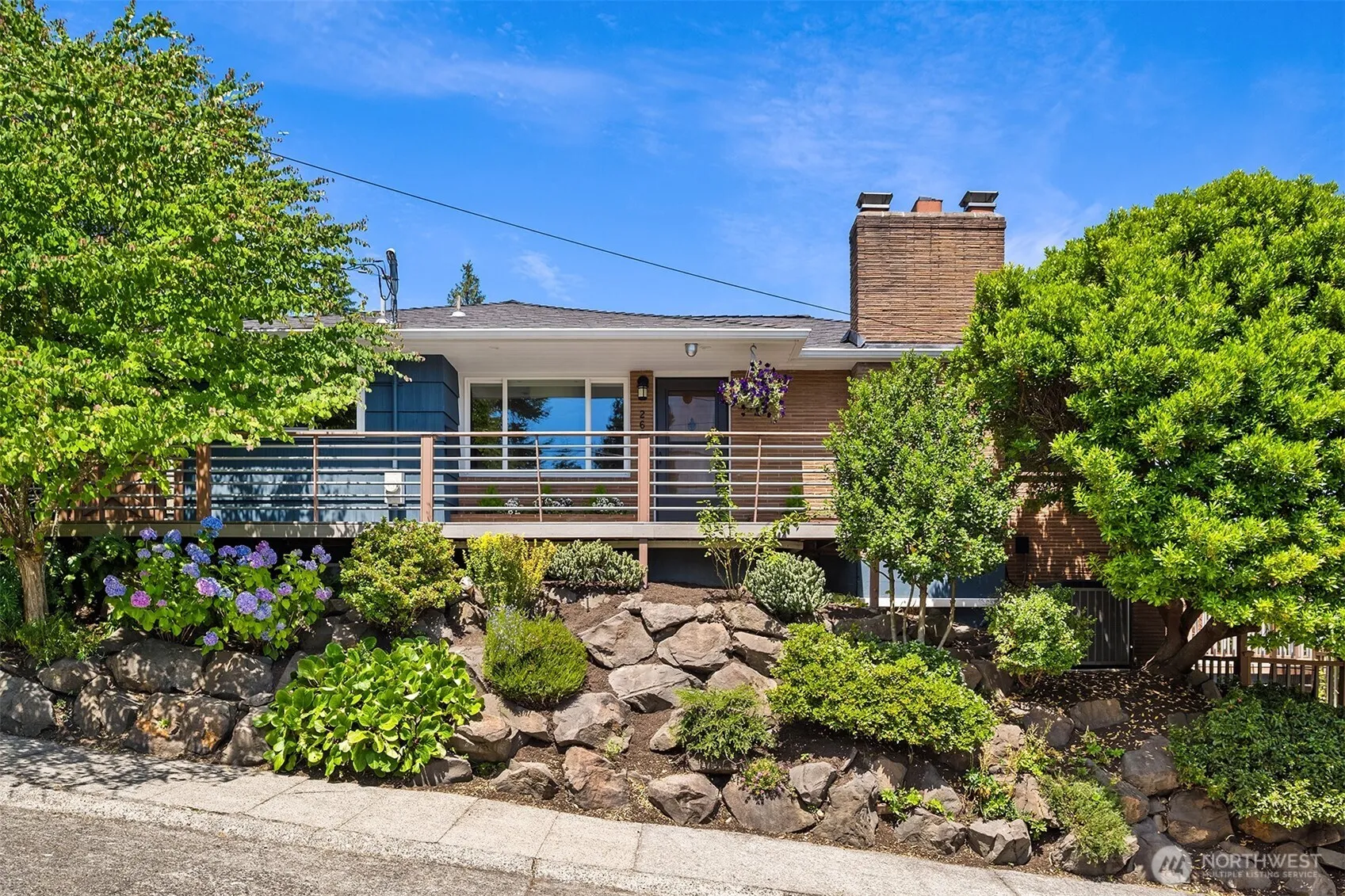 Property photo for 2600 W Howe Street, Seattle