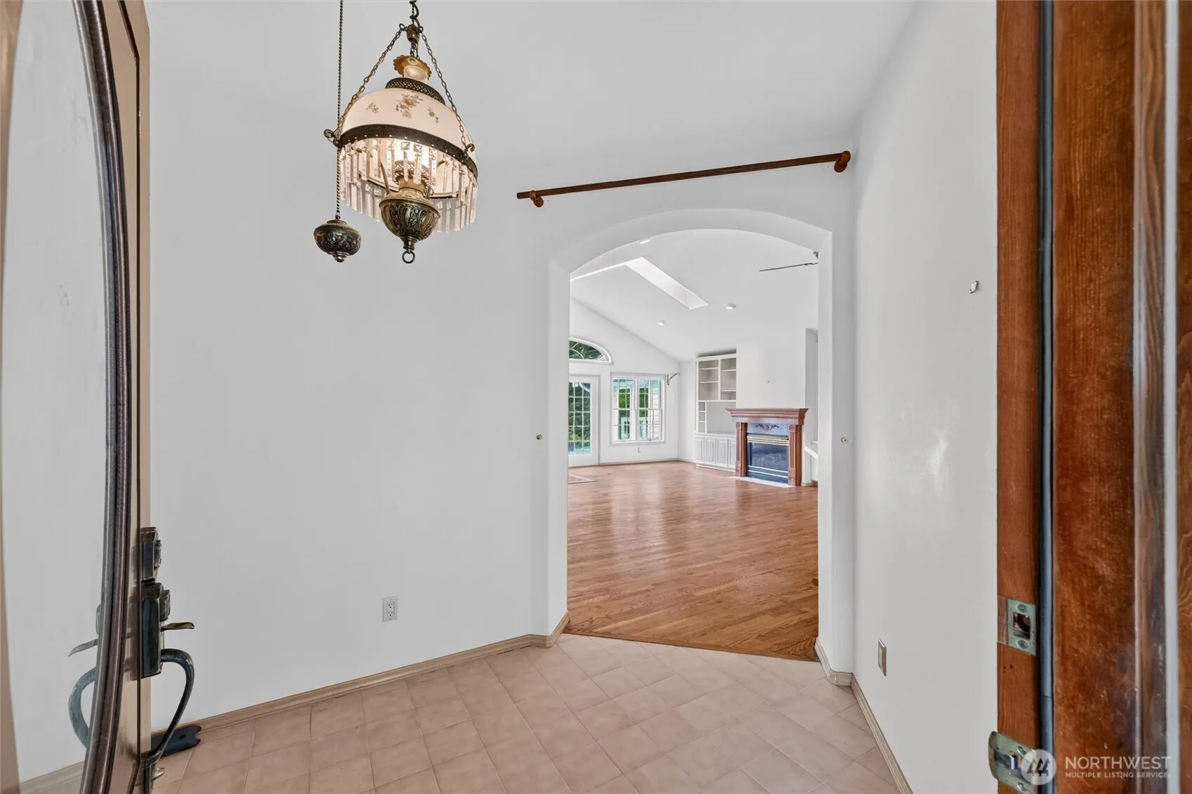 Property photo for 200 Lilac Drive, Mount Vernon photo 5