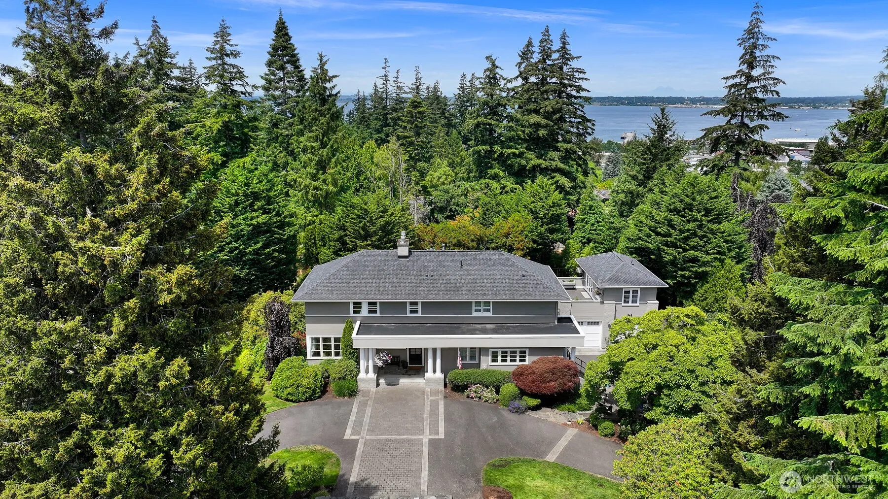Property photo for 245 Middlefield Road, Bellingham photo 2