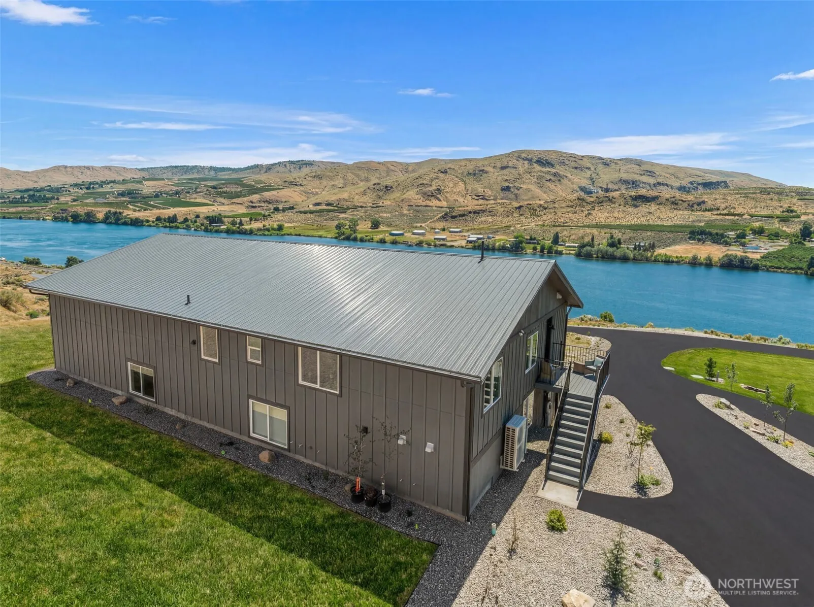 Property photo for 42 Osprey Nest Road, Pateros photo 3