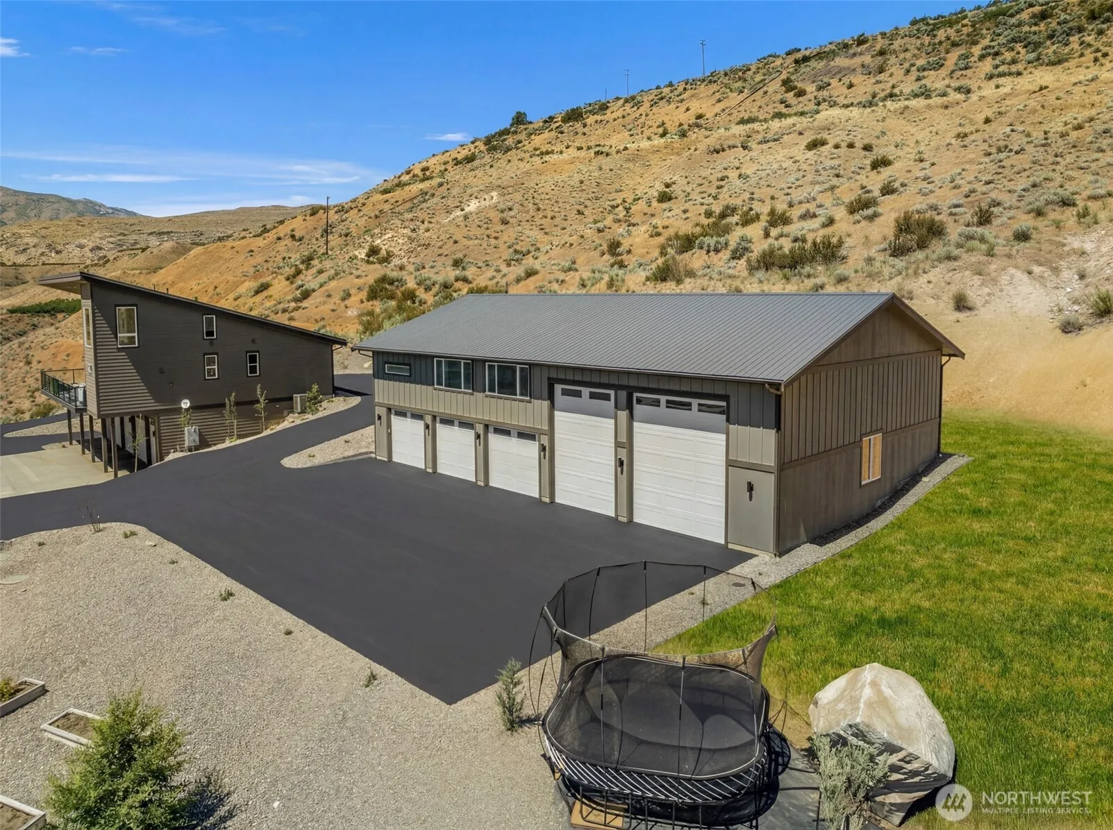 Property photo for 42 Osprey Nest Road, Pateros photo 2
