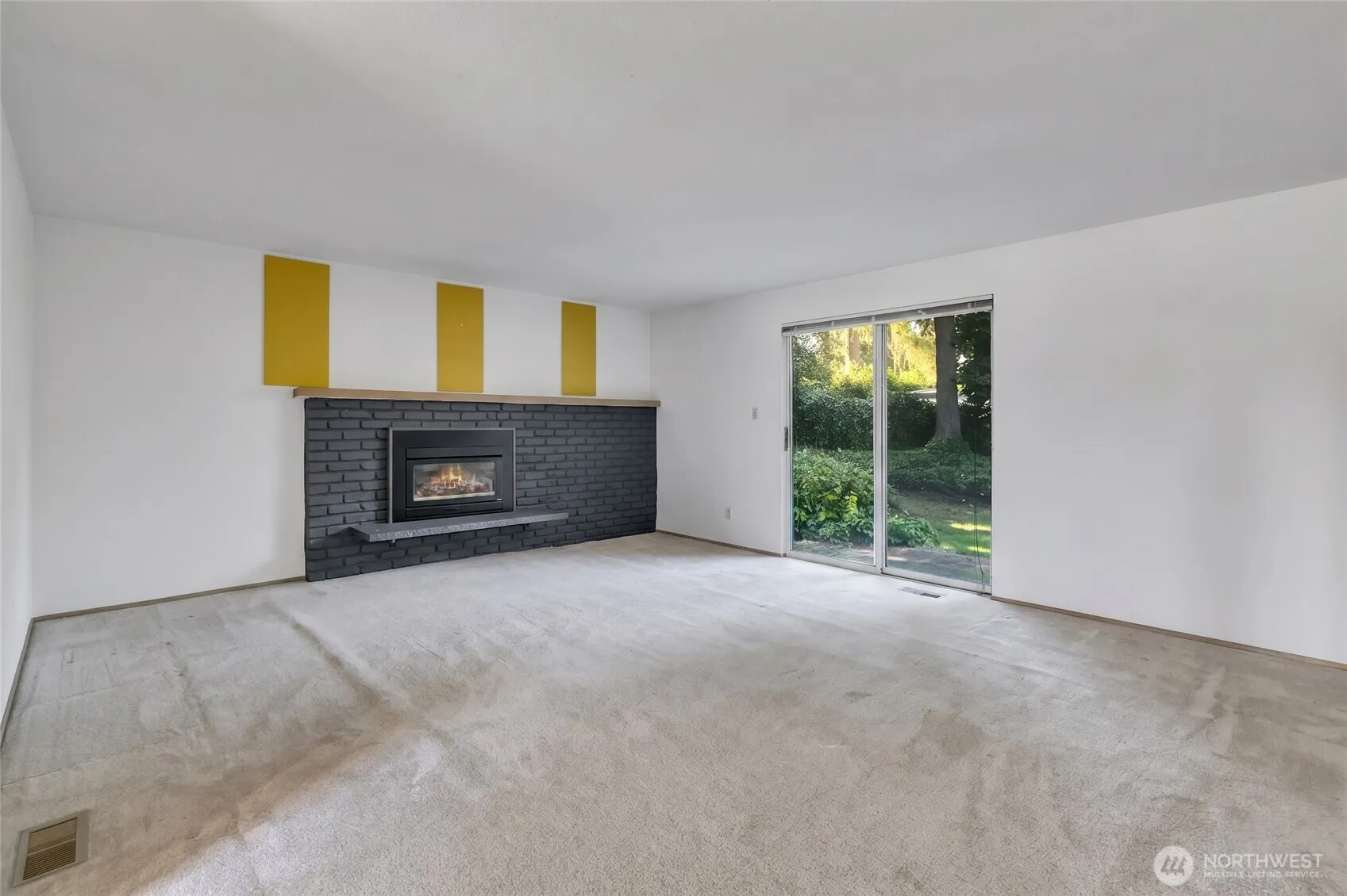 Property photo for 1404 Sw 360th Street, Federal Way photo 4