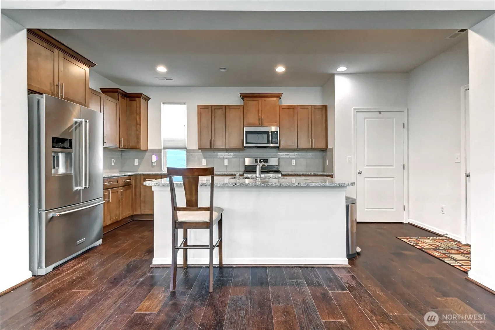 Property photo for 4523 Riverfront Boulevard, Everett photo 5