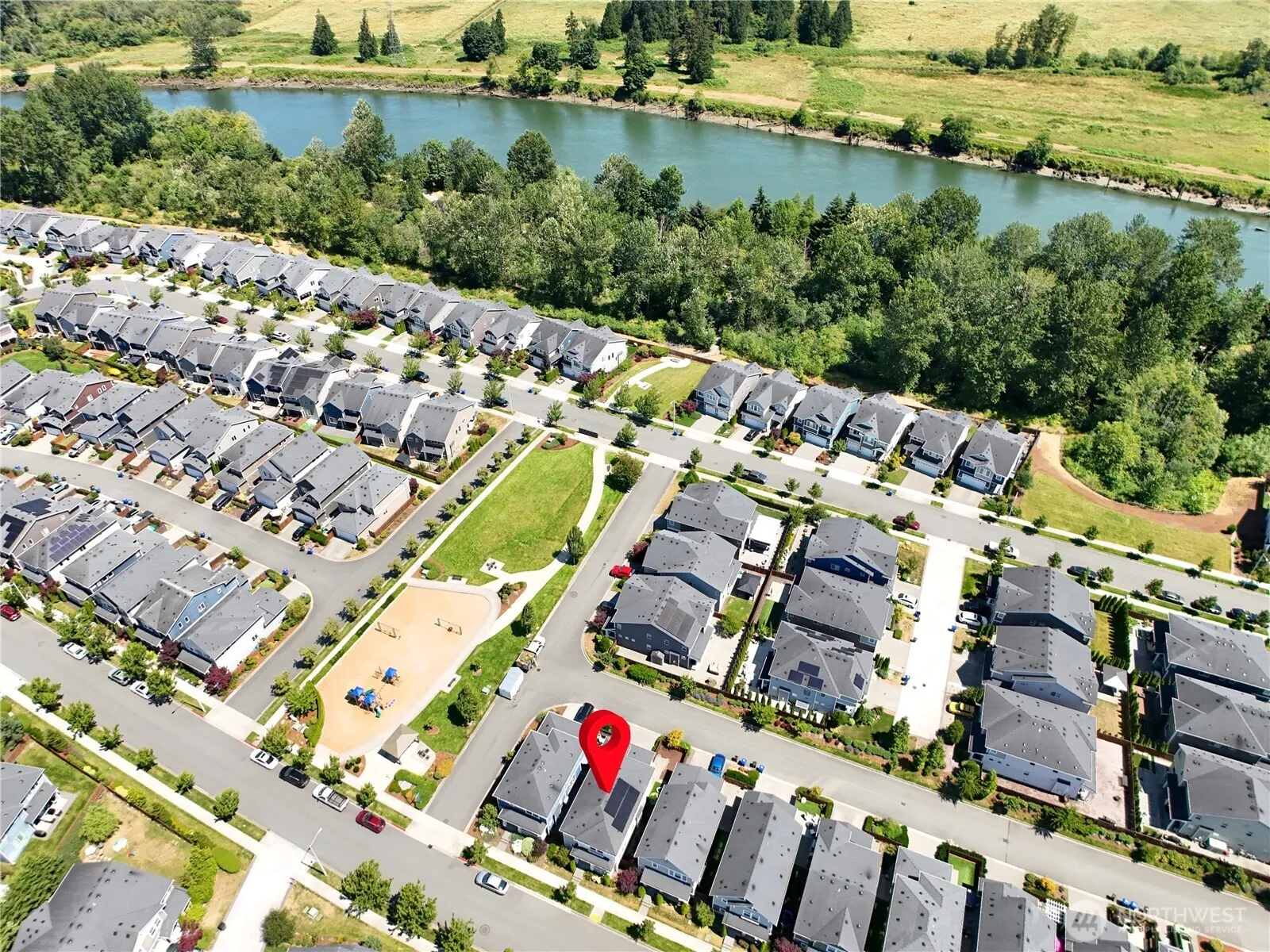 Property photo for 4523 Riverfront Boulevard, Everett photo 2