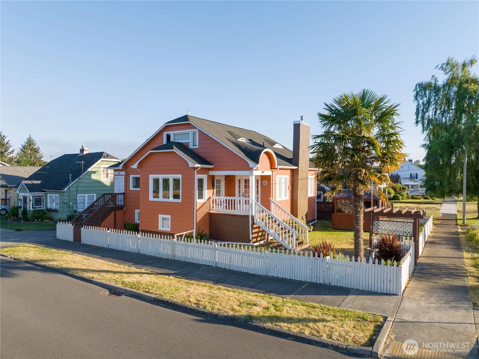 Property photo for 801 Spruce Street, Hoquiam