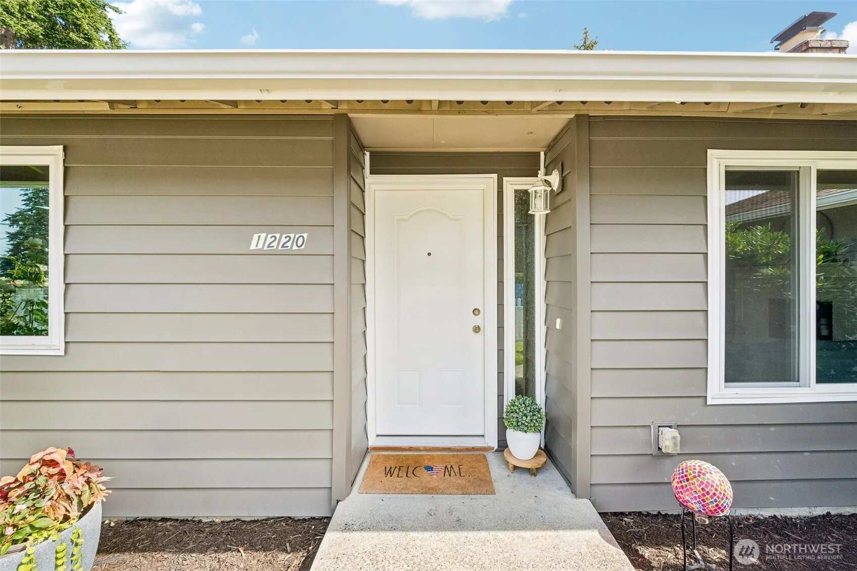 Property photo for 1220 Sw 162nd Street, Burien photo 3