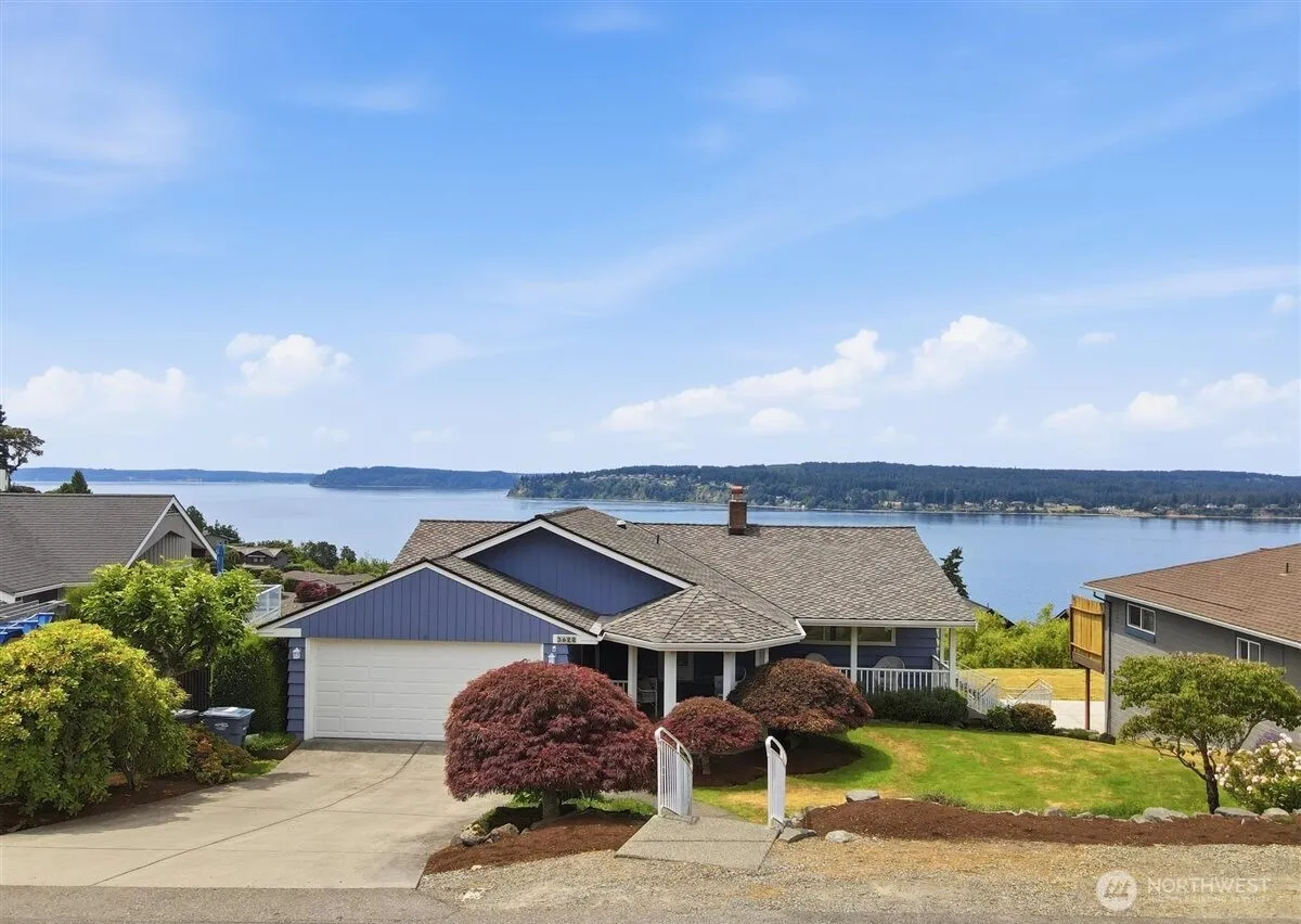 Property photo for 3622 Olympic Boulevard W, University Place