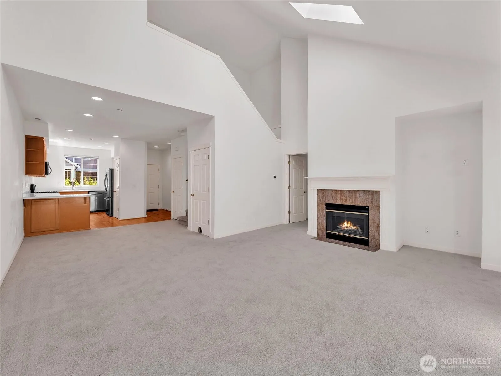 Property photo for 15414 135th Place Ne #32a, Woodinville photo 4