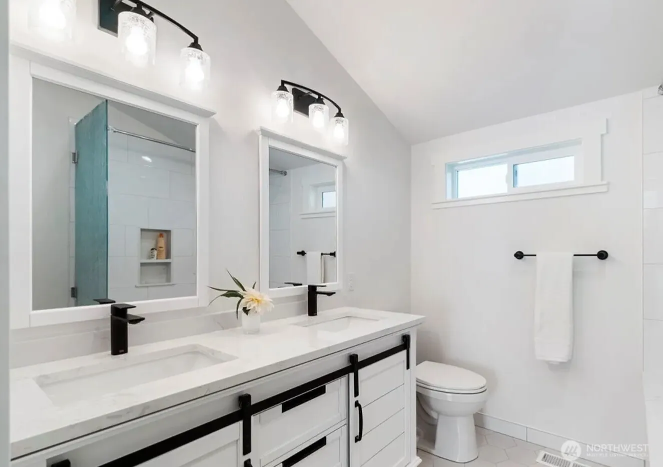 Property photo for 10924 Se 304th Street, Auburn photo 5