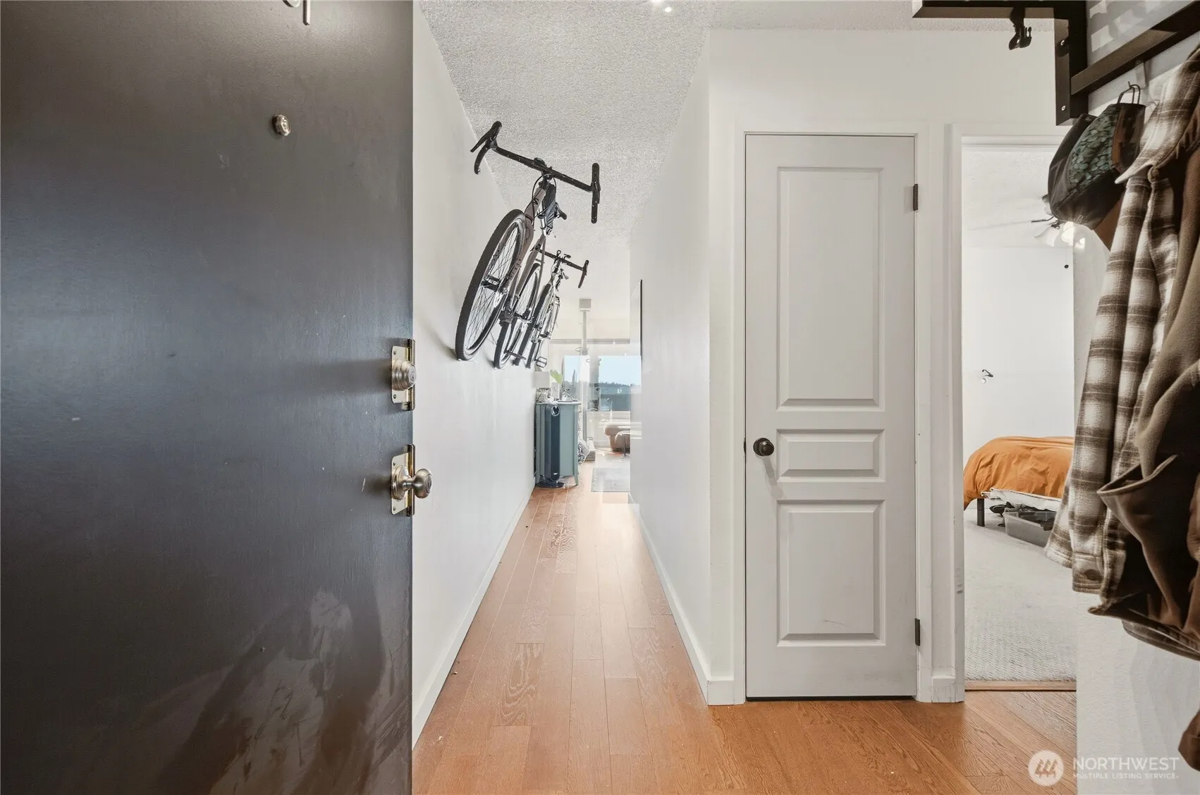 Property photo for 2703 Boylston Ave E #201, Seattle photo 4