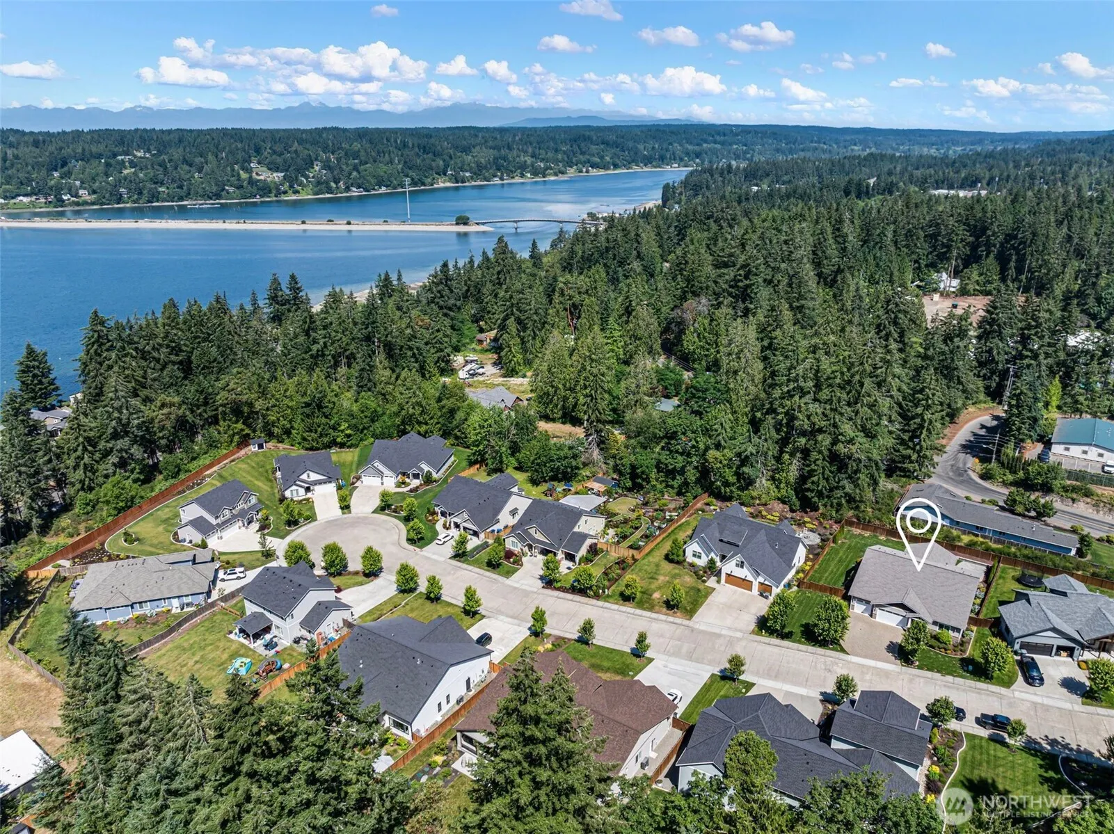 Property photo for 6105 132nd Street Ct Nw, Gig Harbor photo 2