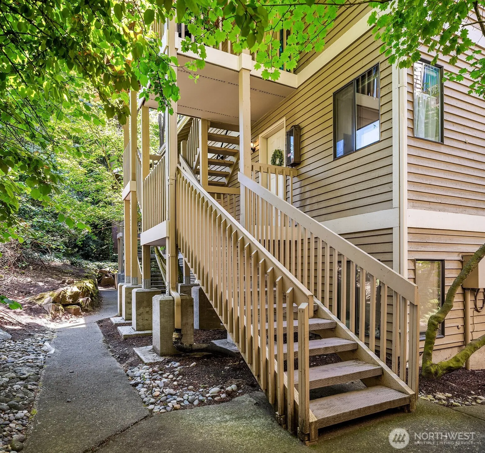 Property photo for 406 10th Street #c202, Kirkland photo 3