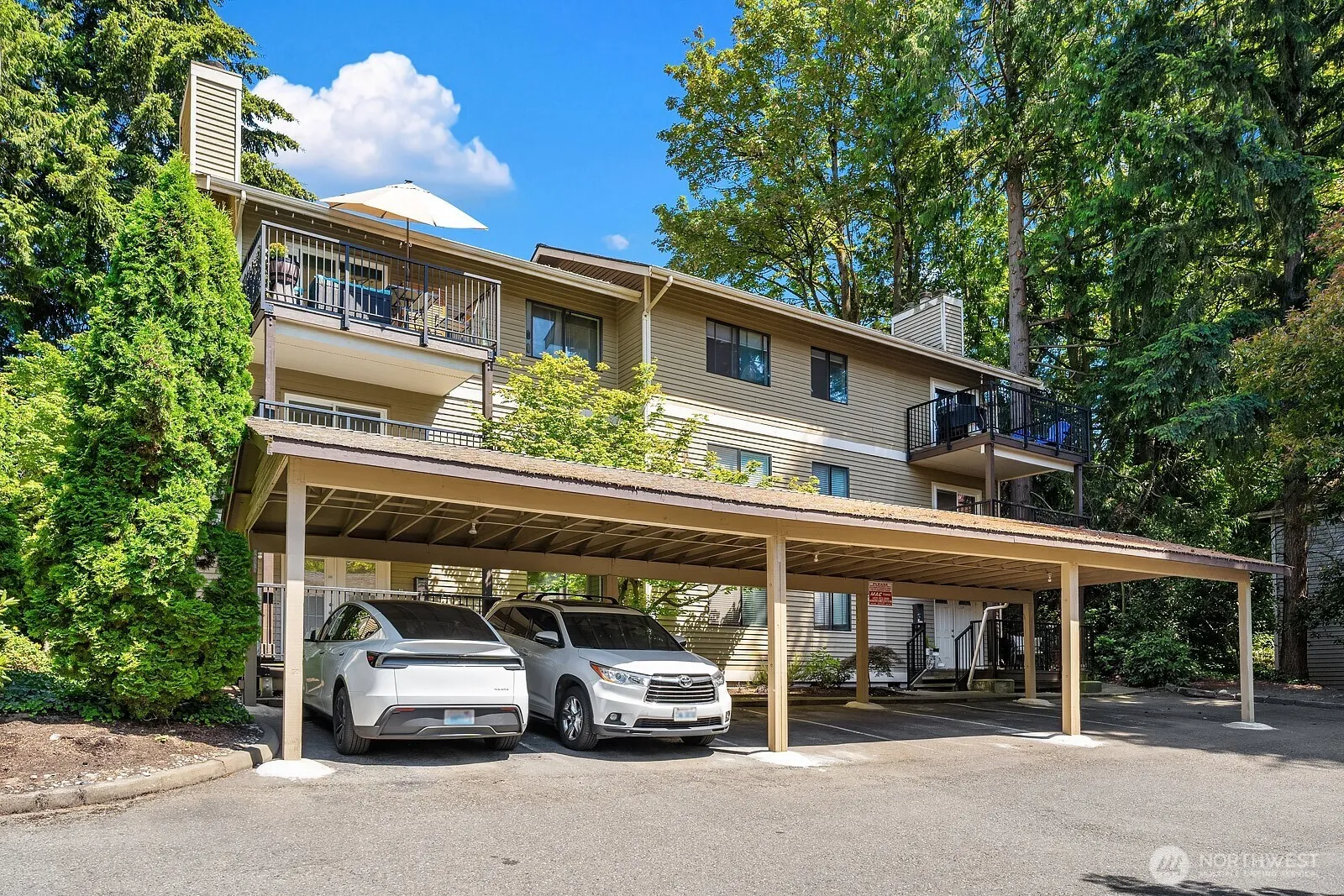 Property photo for 406 10th Street #c202, Kirkland photo 2
