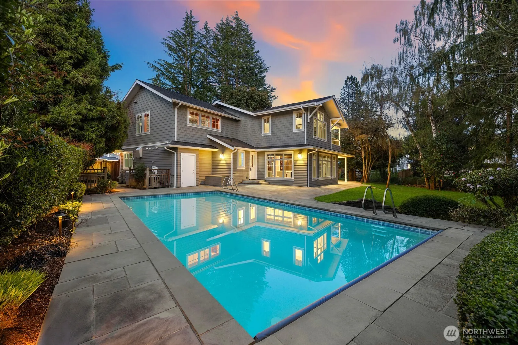 Property photo for 37 Tatoosh Ky, Bellevue