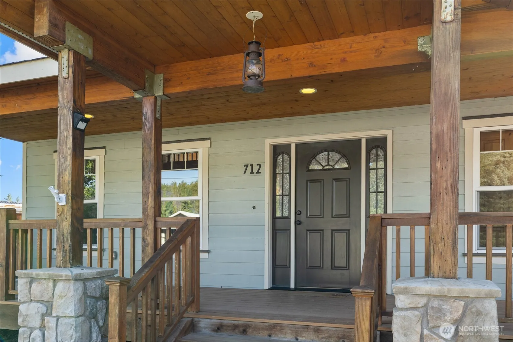 Property photo for 712 S A Street, Roslyn photo 2