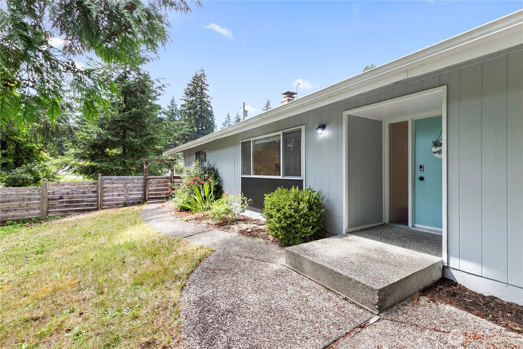 Property photo for 10511 Cedrona Street Sw, Lakewood photo 2